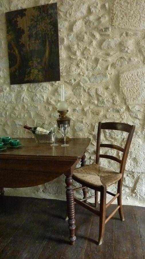 Location de vacances pour 3 personnes, avec Terrasse ainsi que Jardin et Vue à La Trimouille