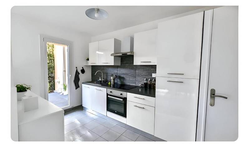 Gîte pour 4 personnes, avec jardin à Ornex - 3