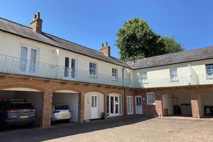 Cottage for 4 people, with balcony in Eastbourne