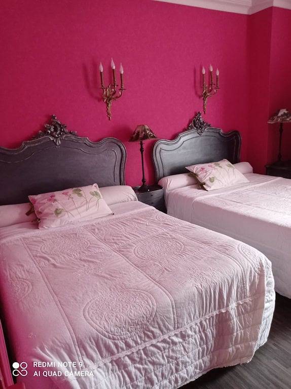 La Mozaic - Chambre rose in Bourges, Région de Bourges