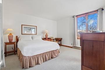 Vacation House for 10 Guests in Teton Village, Bridger-Teton National Forest, Picture 2