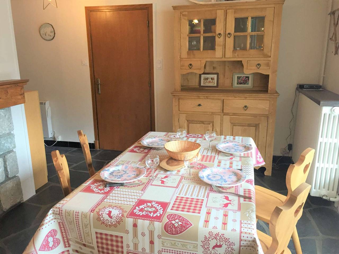 Apartamento entero, Apartamento para 4 personas con balcón, Wifi y parking en Saint-Lary-Soulan in Saint-Lary-Soulan, Parque nacional de los Pirineos