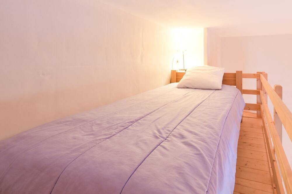 Quiet Independent Accommodation in a Mountain Village in Le Bois, Les Trois Vallées