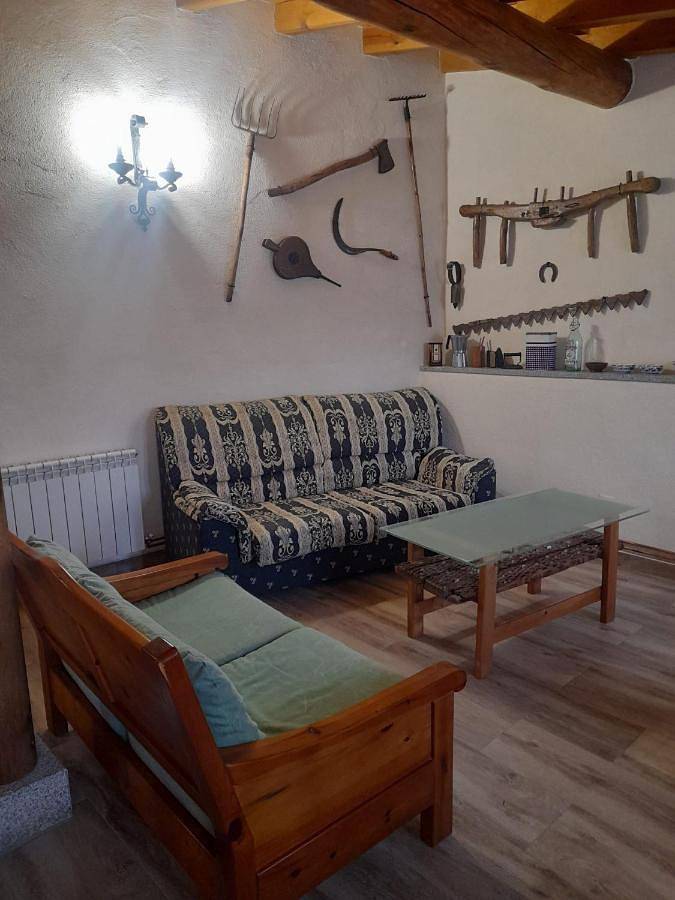 Casa de vacaciones para 6 personas, con vistas y jardín, Se admiten mascotas en Alto Tormes - 2