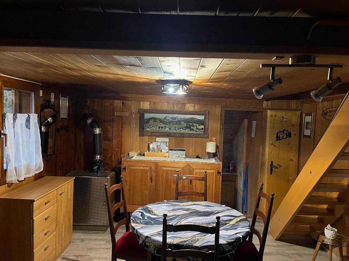 Charmant Petit Chalet 3 étoiles en Gruyère in Charmey, Val-de-Charmey