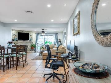 Apartment for 2 Guests in Southern California, California, Picture 2