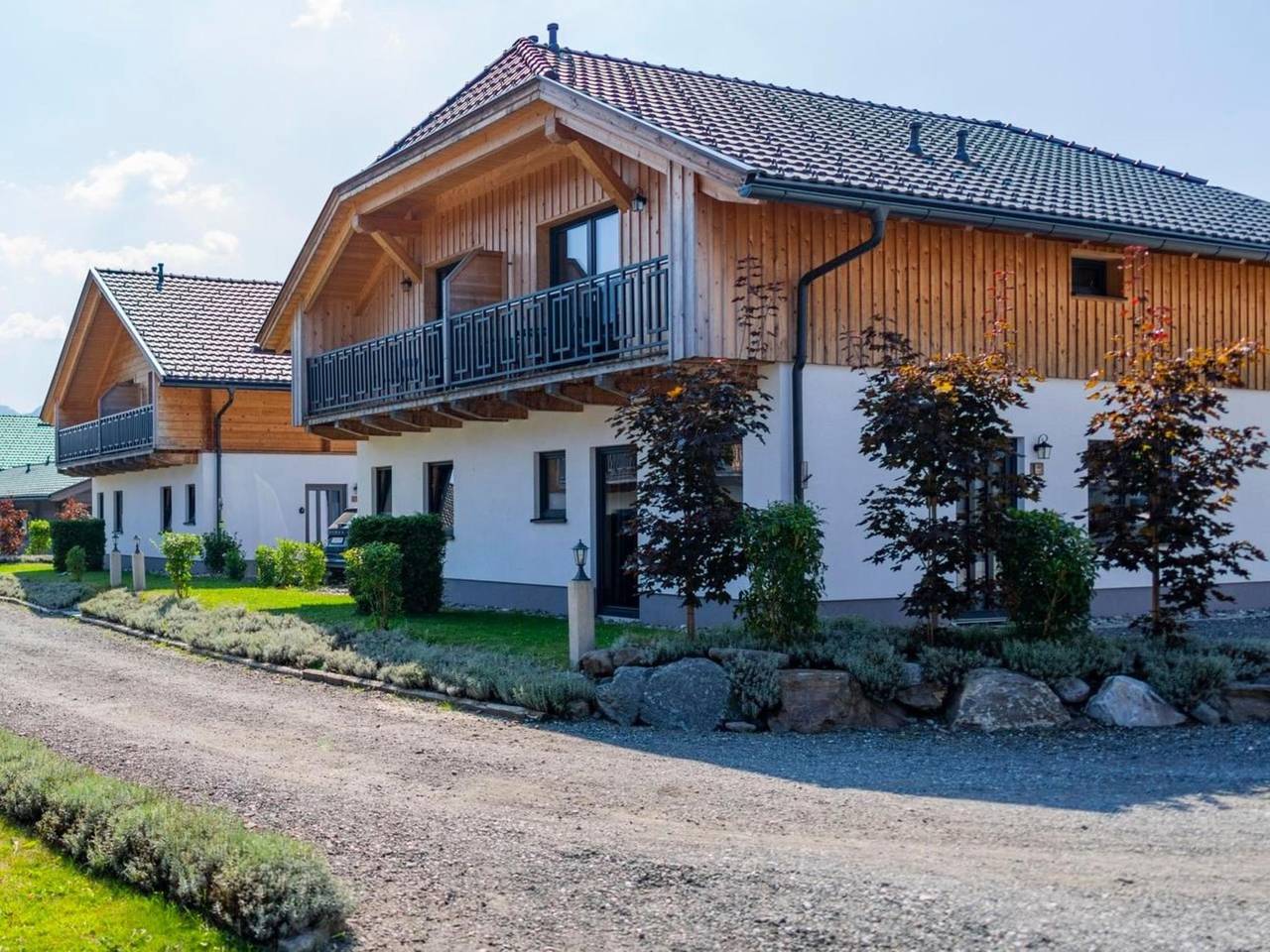 Lovely holiday home on park near ski resort in Lago Hermagor-Pressegger, Distrito de Hermagor