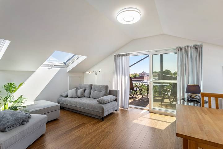 Apartment 'Haus Wohlfühlen' with Balcony and Air Conditioning