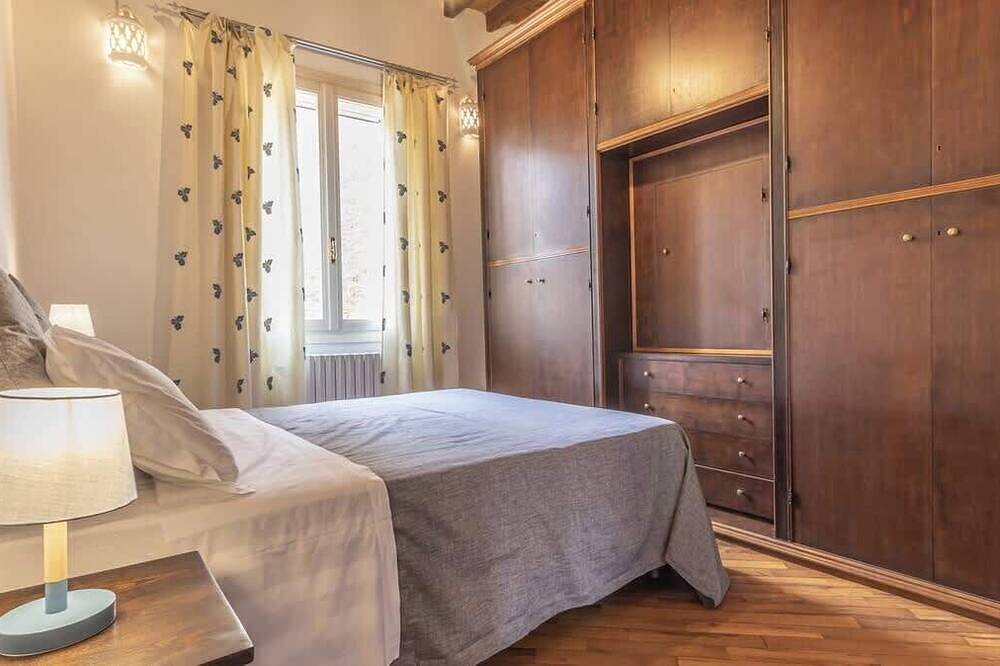 Entire apartment, Suite Rua Muro - Affitti Brevi Italia in Modena, Modena Province
