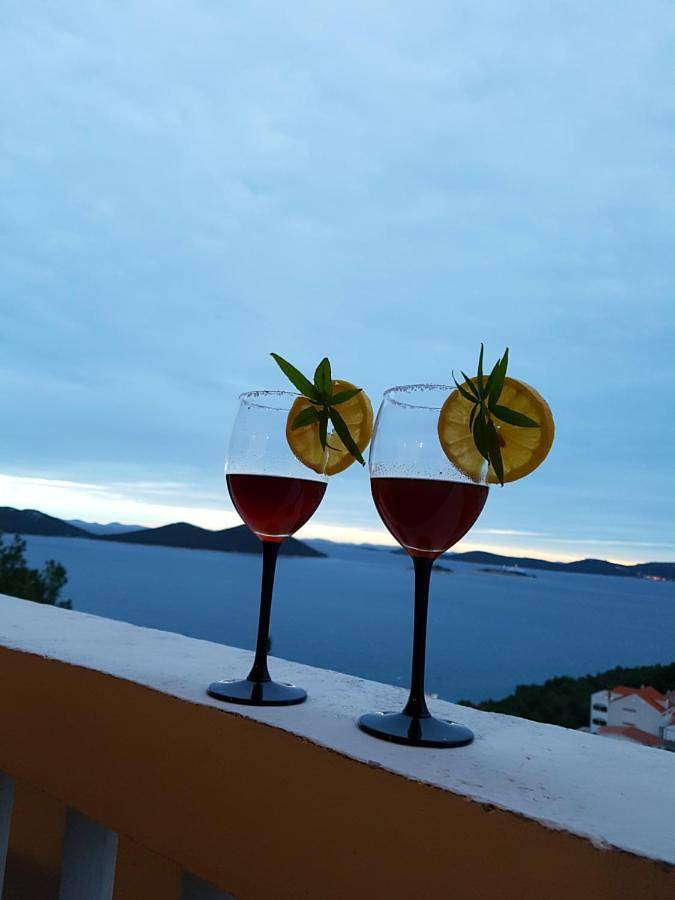 Ferienwohnung für 2 Personen, mit Balkon und Garten sowie Ausblick in Drage - 4