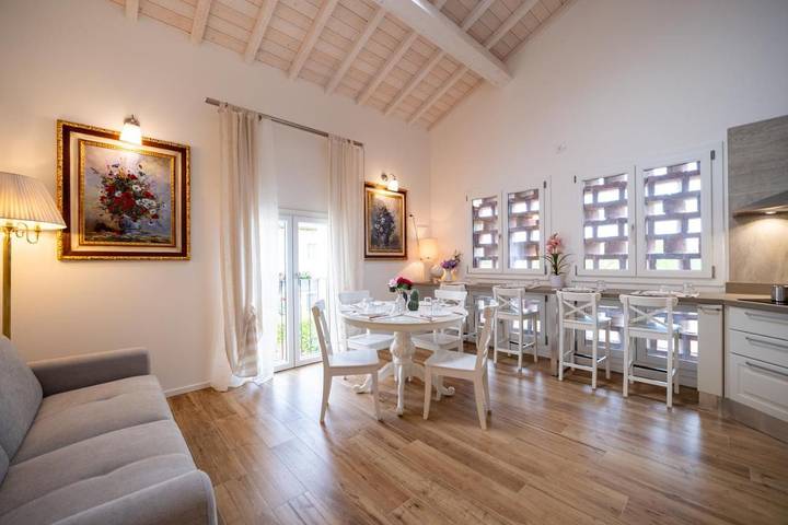 Casa vacanza per 8 persone, con Giardino e Panorama a Campi Bisenzio