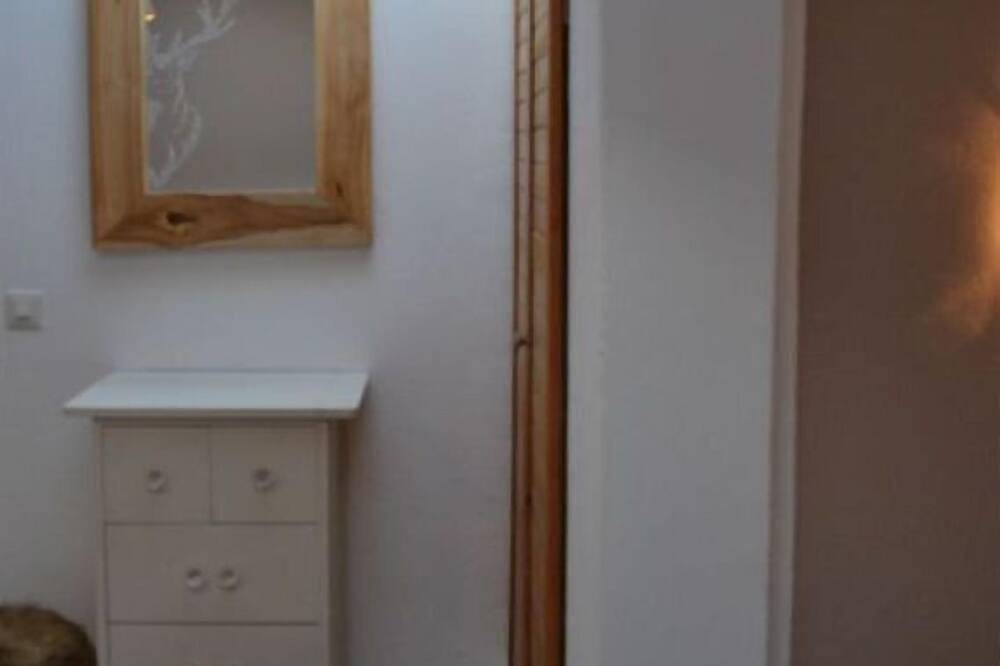 Entire apartment, Lively apartment in Bad Wiessee in Bad Wiessee, Bavarian Alps