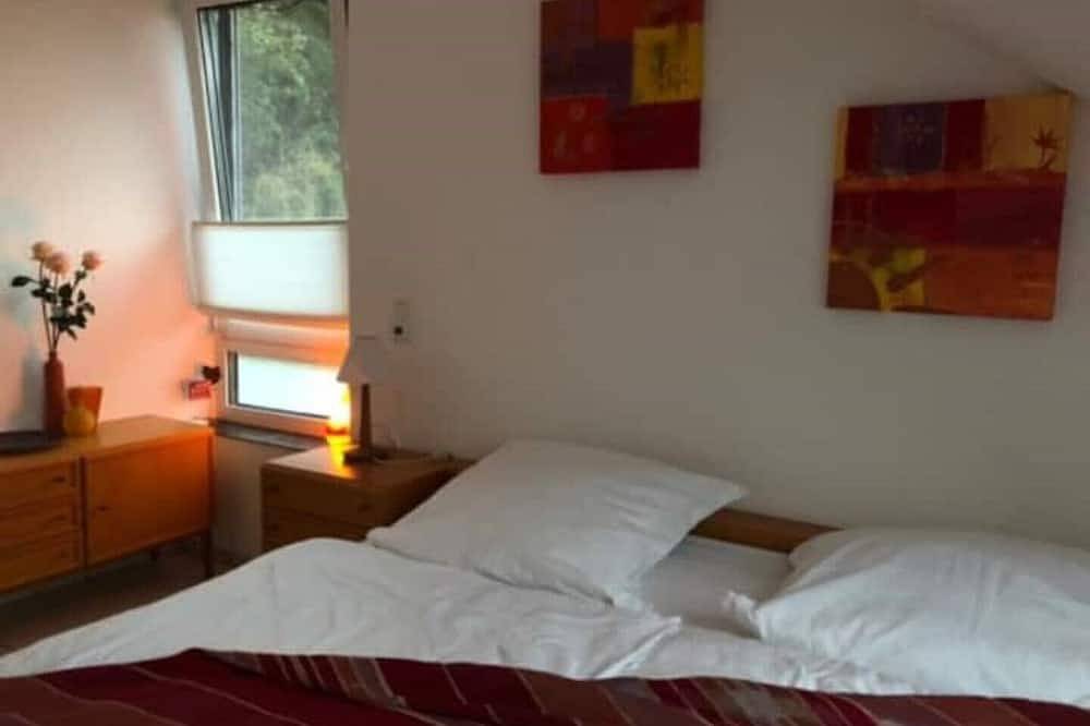 Ganze Wohnung, Brühl, Fewo *** (Dtv) an der Hochschule des Bundes in Phantasialand, Brühl