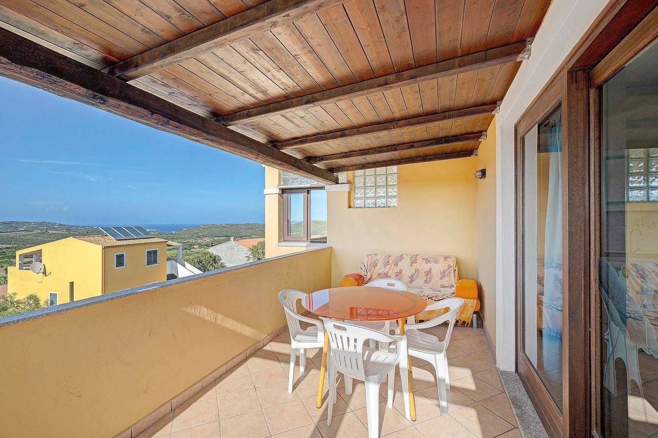 Ganze Wohnung, Apartment „Casa Marco Polo“ mit Meerblick, Balkon und Klimaanlage in Ruoni, Santa Teresa Gallura (Gemeinde)