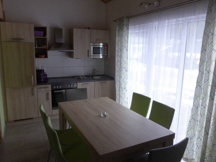 Ferienhaus für 8 Personen, mit Terrasse und Garten, kinderfreundlich in Trassenheide - 2