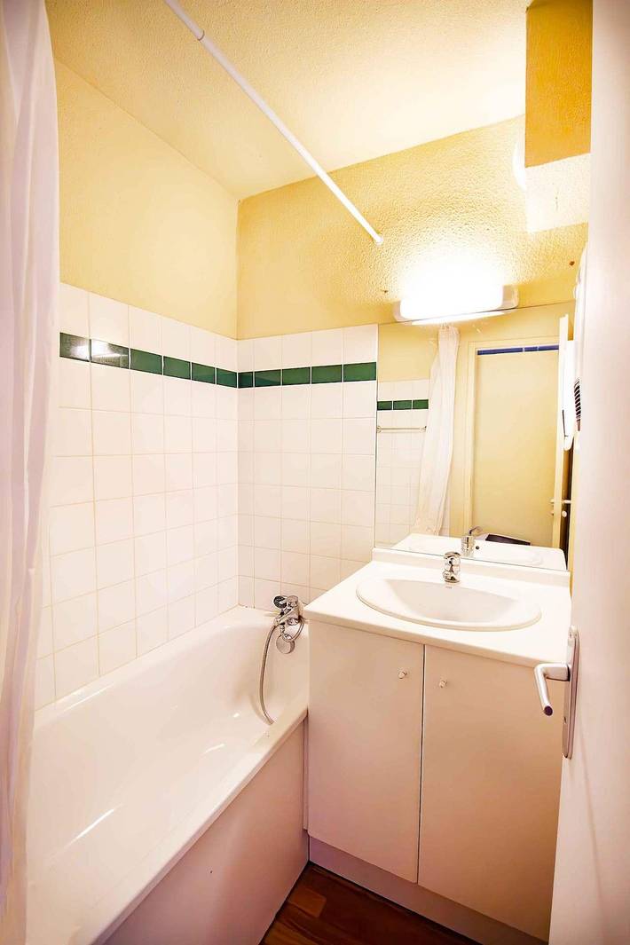 Chalet pour 4 personnes, avec balcon dans Valfréjus