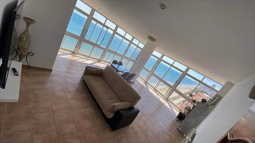 Apartamento para 5 personas, con Terraza además de Jardín y Vistas en Sueca