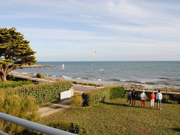 Gîte pour 10 personnes, avec jardin dans Plage Saint-Jacques