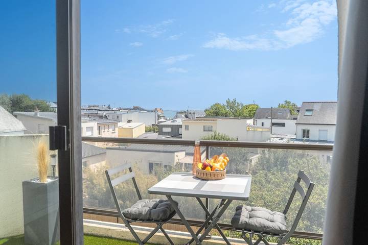 Ganze Wohnung, Ferienwohnung für 2 Personen mit Terrasse in Larmor-Plage, Côte des Mégalithes