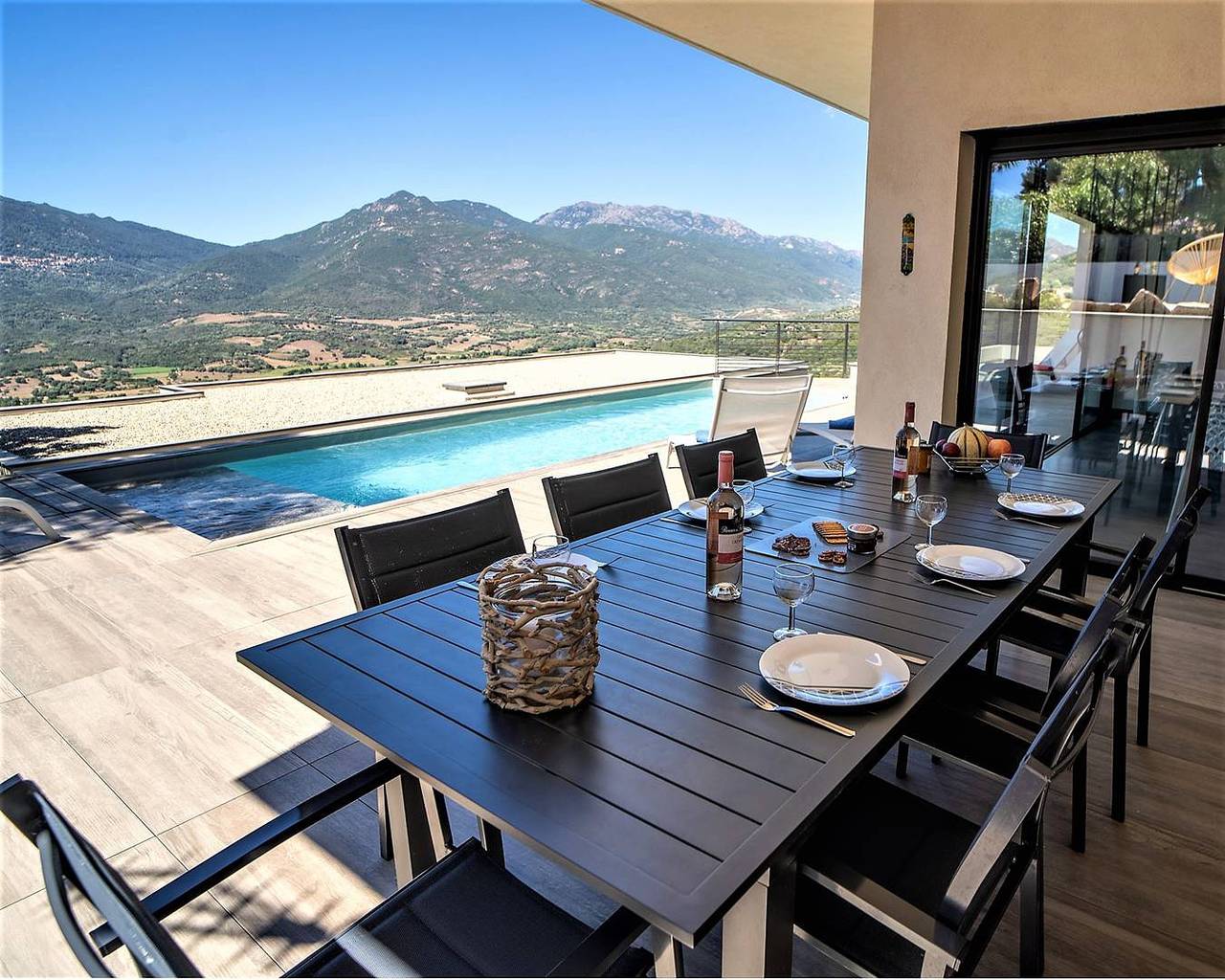 Appartamento intero, Villa Cupabia , vue mer et piscine chauffée in Viggianello (Francia), Sartène e dintorni