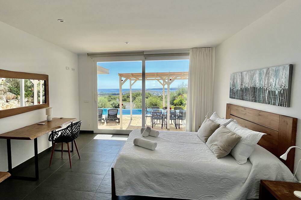 Moderno Chalet Con Magníficas Vistas Al Mar in Port d'Addaia, Es Mercadal