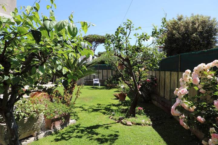 Location de vacances pour 6 personnes, avec jardin et vue à Fregene - 3