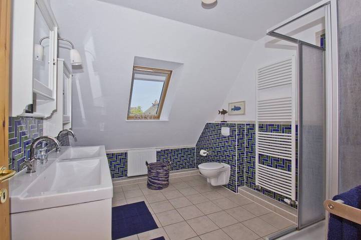Ferienhaus Hideaway - strandnah, schickes Ferienhaus mit schönem Garten - in Putbus, Rügen