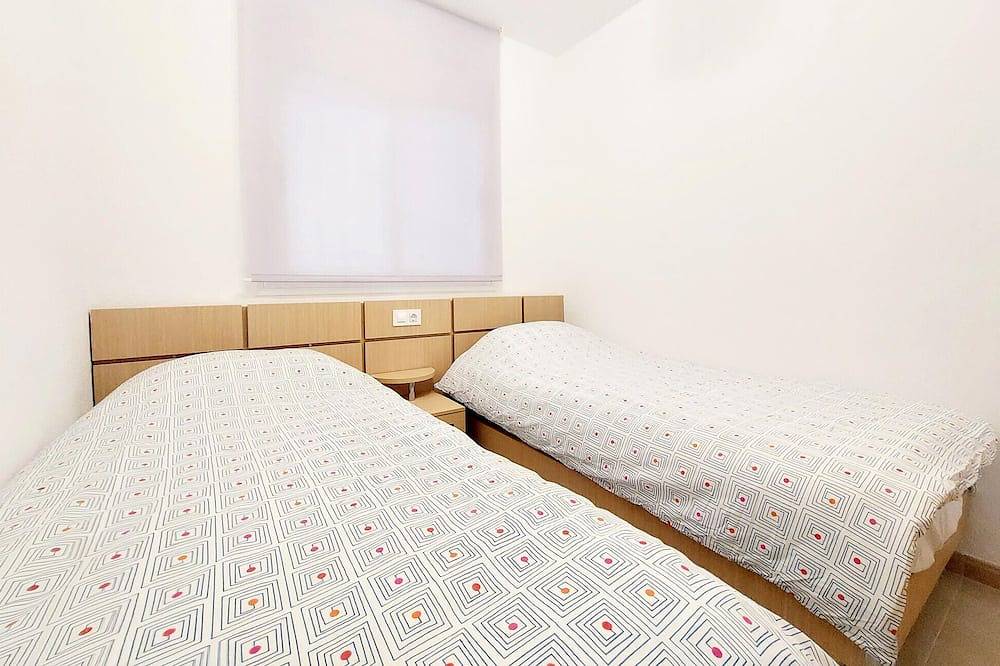 Apartamento inteiro, Awesome apartment in Torre la Sal in Cabanes, Costa del Azahar