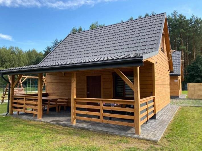 Location de vacances pour 5 personnes, avec jardin et jacuzzi ainsi que sauna et piscine, animaux acceptés dans Radawa