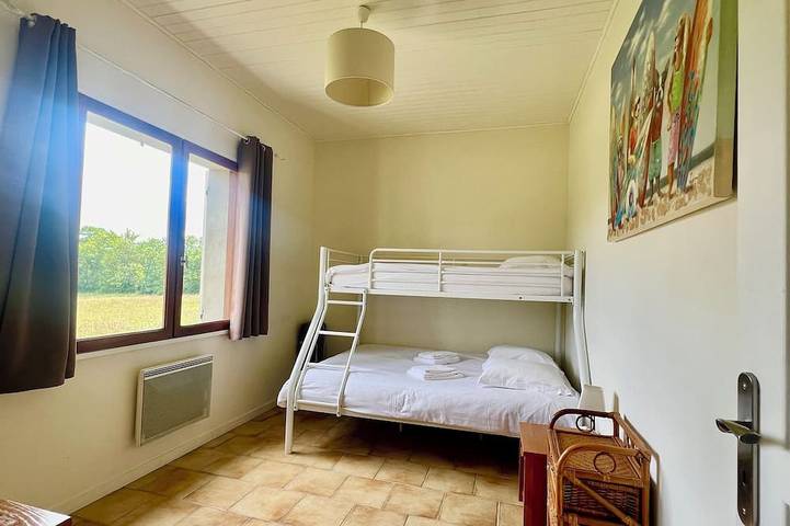 Location de vacances pour 5 personnes, avec jardin à Coutras - 3