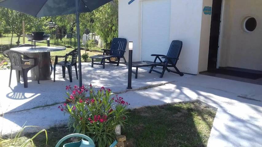 Location de vacances pour 4 personnes, avec jardin et terrasse à Sainte-Gemme - 4