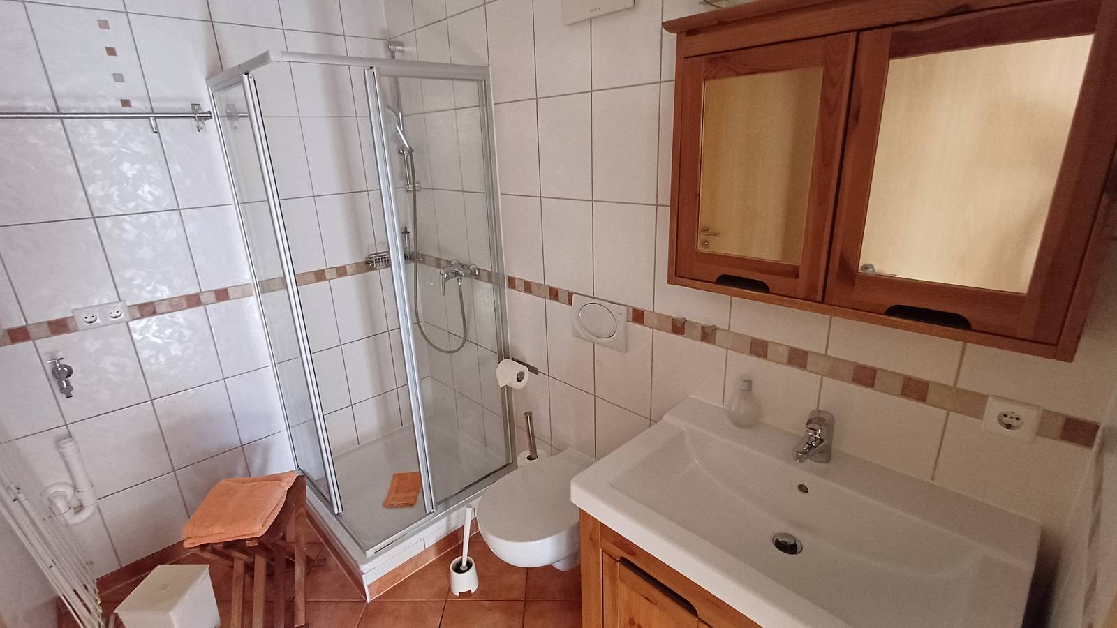Ganze Ferienwohnung, Ferienwohnung Melanie Wittmann - 2-Zimmer-Fewo, Eg, 38 m² in Güttingen (Radolfzell), Radolfzell am Bodensee