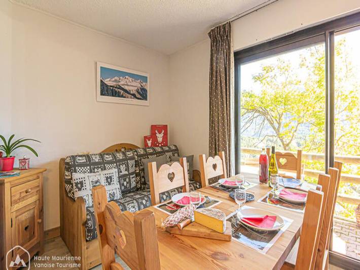 Gîte pour 6 personnes, avec balcon, adapté aux familles dans Office De Tourisme La Maison D Aussois - 3