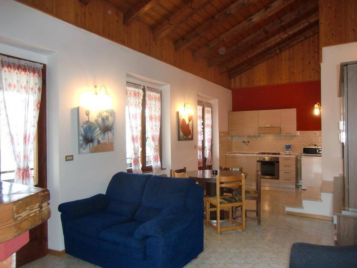 Appartamento intero, Appartamento a Val Maria-Pur con giardino esterno in Val Maria Pur, Ledro