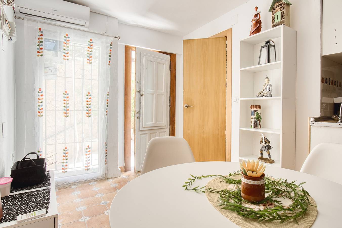 Appartement entier, Appartement 'Cueva Alicante' avec Wi-Fi et climatisation in El Barrio, Alicante