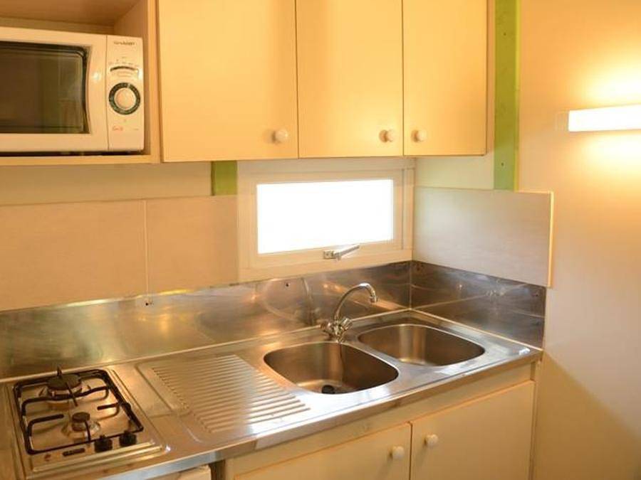 Camping La Fontaine D'annibal - Chalet 6 personen - Chalets (3 Zimmer, 43m²), Terrasse in Buis-les-Baronnies, Nyons und Umgebung