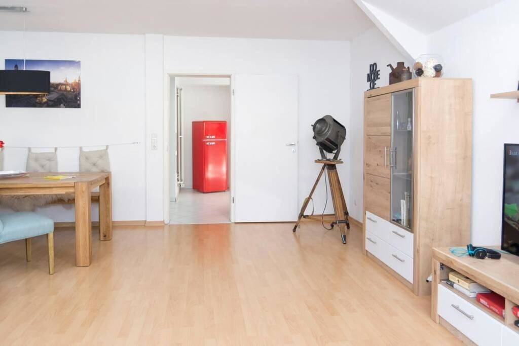Ganze Wohnung, Two-Bedroom Apartment in Blasewitz, Dresden