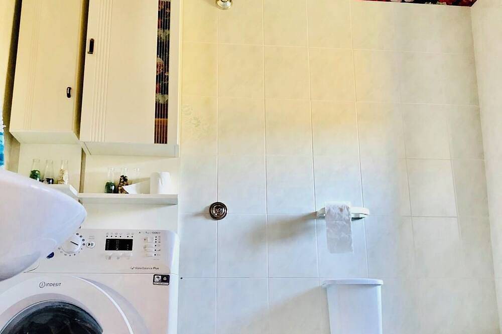 Casa rosa-Simple Italian house in stunning Puglia in Cagnano Varano, Gargano