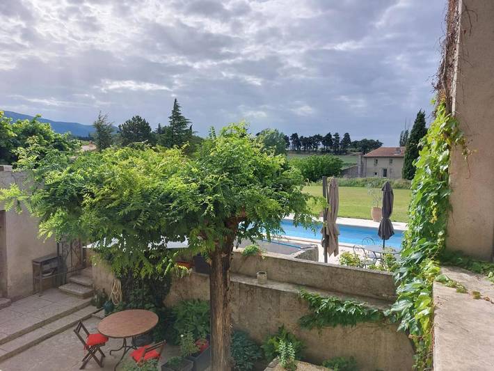 Location de vacances pour 2 personnes, avec piscine ainsi que terrasse et jardin à Taulignan - 3