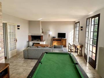 Gîte pour 8 personnes, avec vue et jardin dans Chasnay