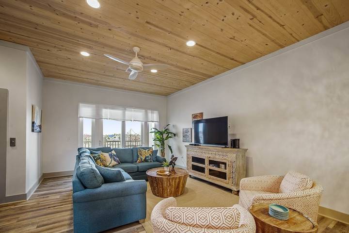 Beach rental for 8 people, with pool and hot tub as well as balcony in Port Aransas