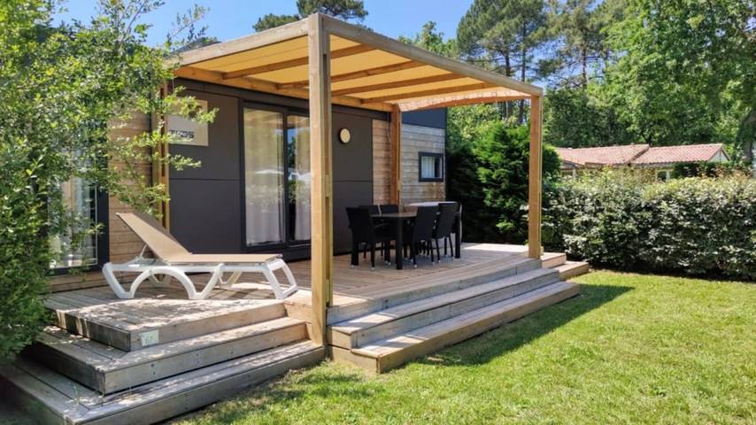 Camping für 4 Personen, mit Kinderpool in Royan
