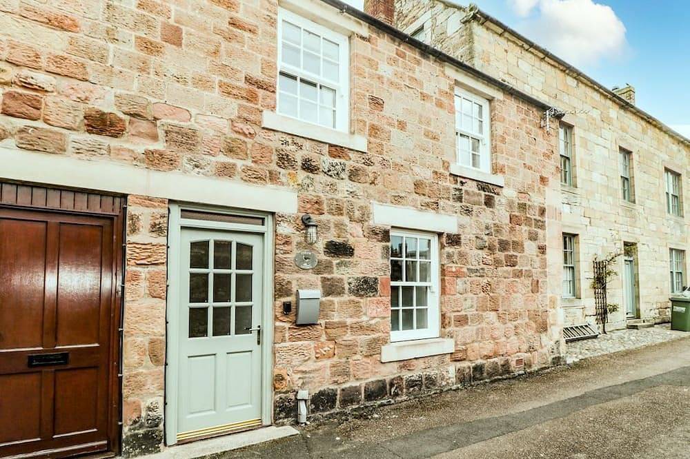 2 Fenkle Street, Holy Island in Holy Island