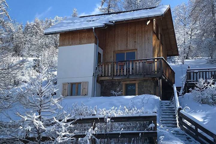 Maison pour 13 personnes, avec balcon et jardin à Les Orres