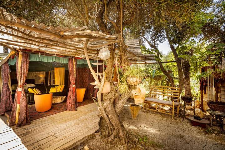 Gîte pour 3 personnes, avec jardin dans Cesaree - 2