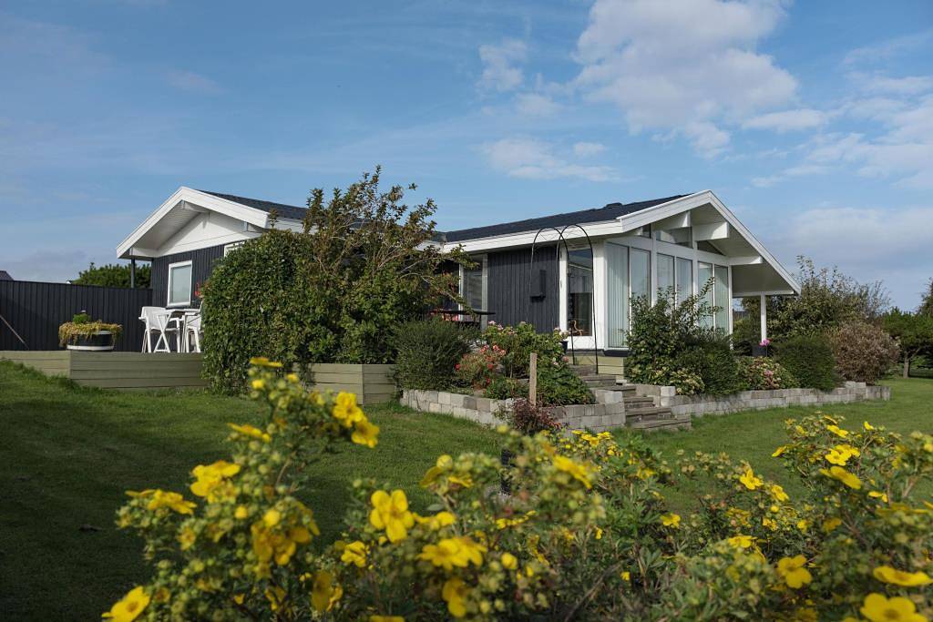 Gemütliches Ferienhaus mit Meerblick – Ihr Urlaub in der Nähe von Ebeltoft in Dråby Strand, Ebeltoft