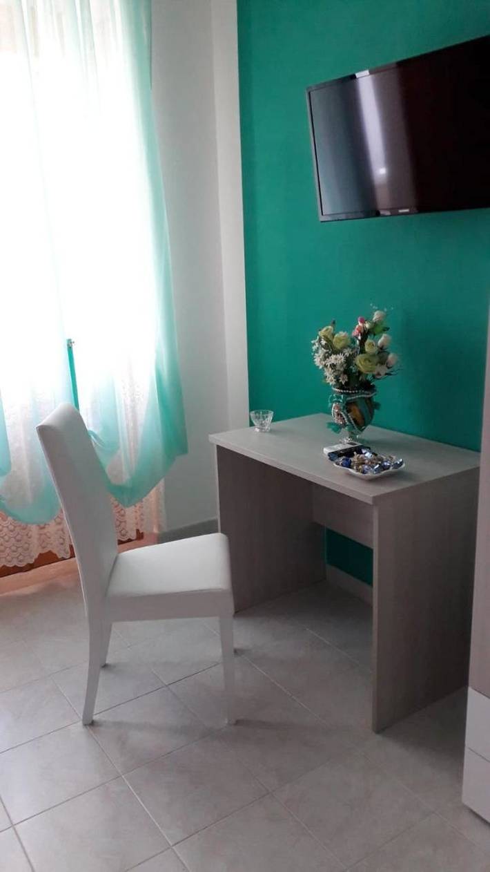 Location de vacances pour 2 personnes, avec vue et terrasse à Tropea - 3