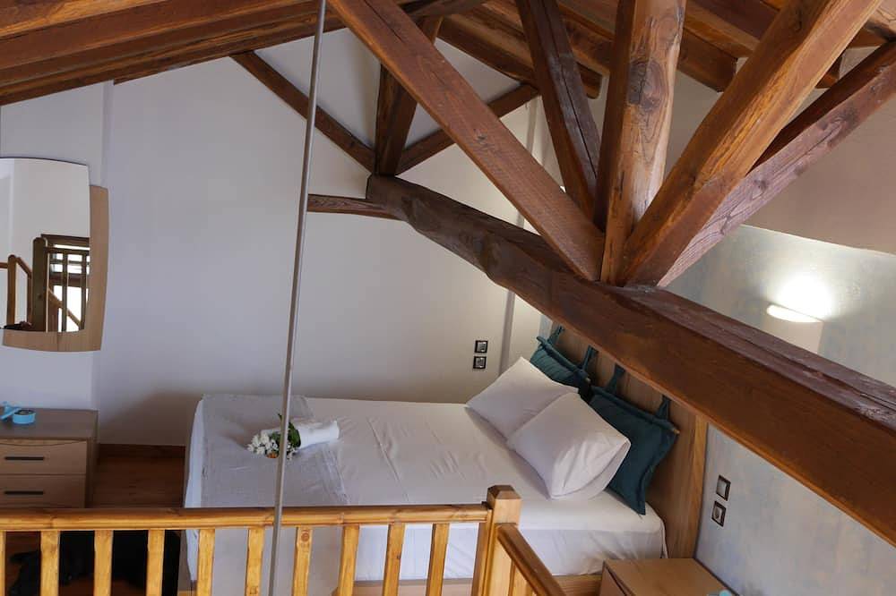 Thea Thalassa Sea View stone tranditional villa/hot tub-5 min from the beach in Vourvourou, Sithonia Peninsula