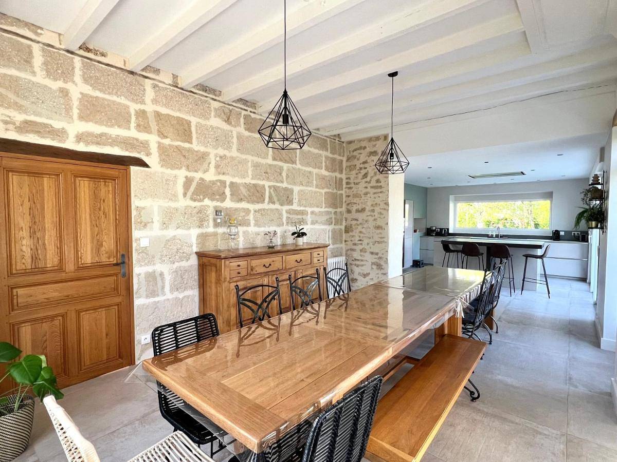 Five-Bedroom House in Vaudelnay, Vallée de la Loire