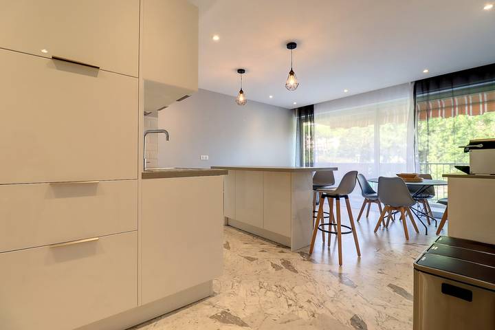 Appartement entier, L'escapade Eden Parc in Antibes, Côte méditerranéenne (France)